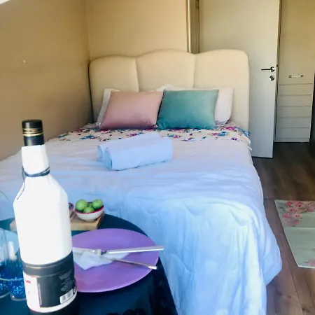 Homestay Levent Shine Residence *