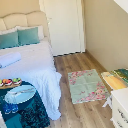 Levent Shine Residence Homestay